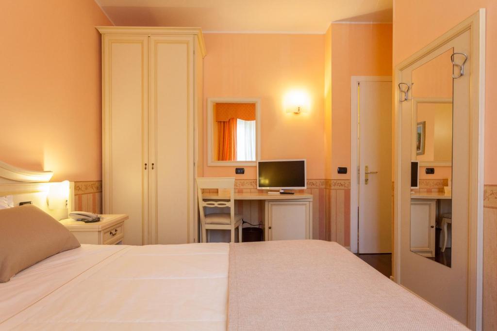 Hotel Gardenia & Villa Charme Adults Friendly 4Star Service Бардолино Номер фото