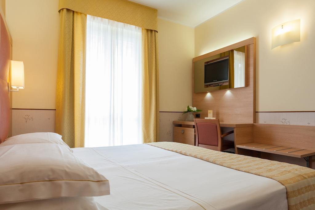 Hotel Gardenia & Villa Charme Adults Friendly 4Star Service Бардолино Экстерьер фото
