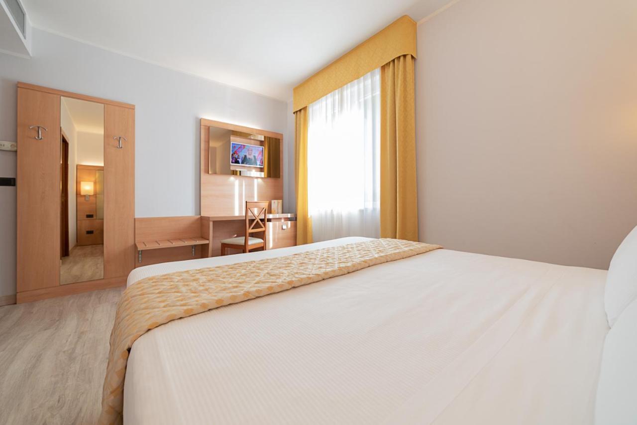 Hotel Gardenia & Villa Charme Adults Friendly 4Star Service Бардолино Экстерьер фото